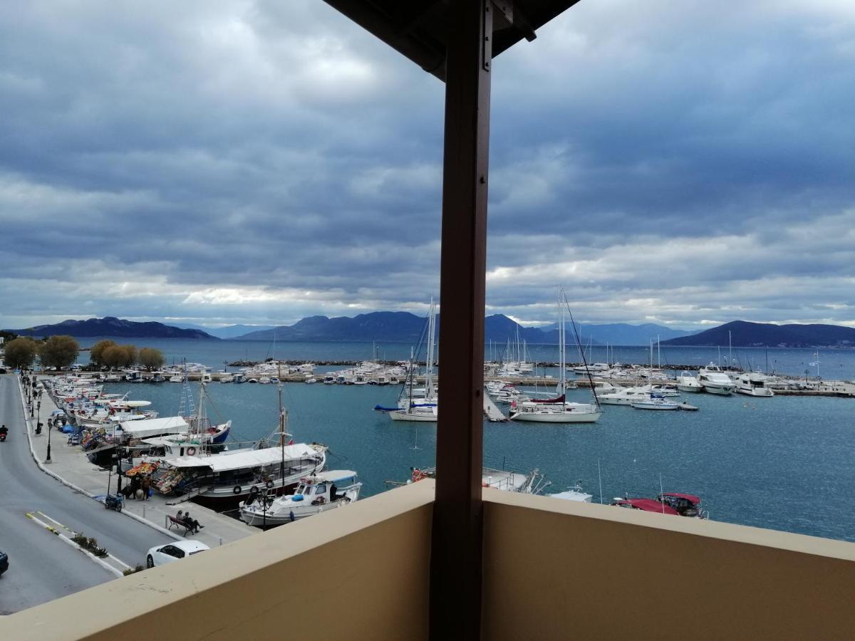 Aegina Port Apt 2-Διαμέρισμα Στο Λιμάνι Της Αίγινας 2 Exteriör bild