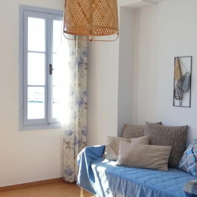 Aegina Port Apt 2-Διαμέρισμα Στο Λιμάνι Της Αίγινας 2 Exteriör bild