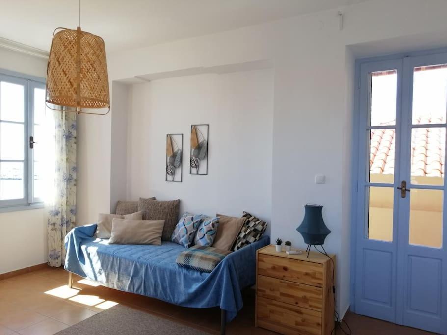 Aegina Port Apt 2-Διαμέρισμα Στο Λιμάνι Της Αίγινας 2 Exteriör bild