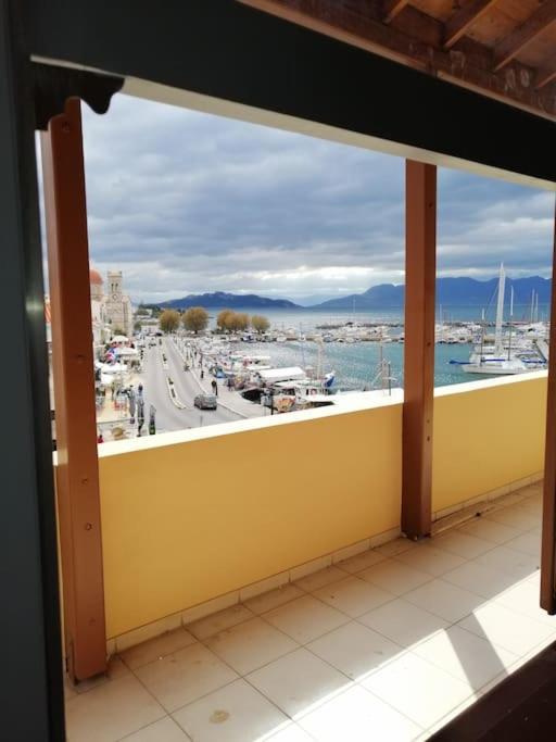 Aegina Port Apt 2-Διαμέρισμα Στο Λιμάνι Της Αίγινας 2 Exteriör bild