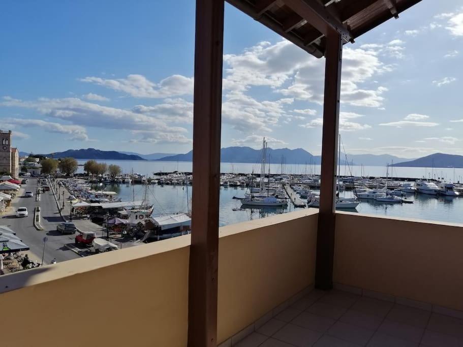 Aegina Port Apt 2-Διαμέρισμα Στο Λιμάνι Της Αίγινας 2 Exteriör bild