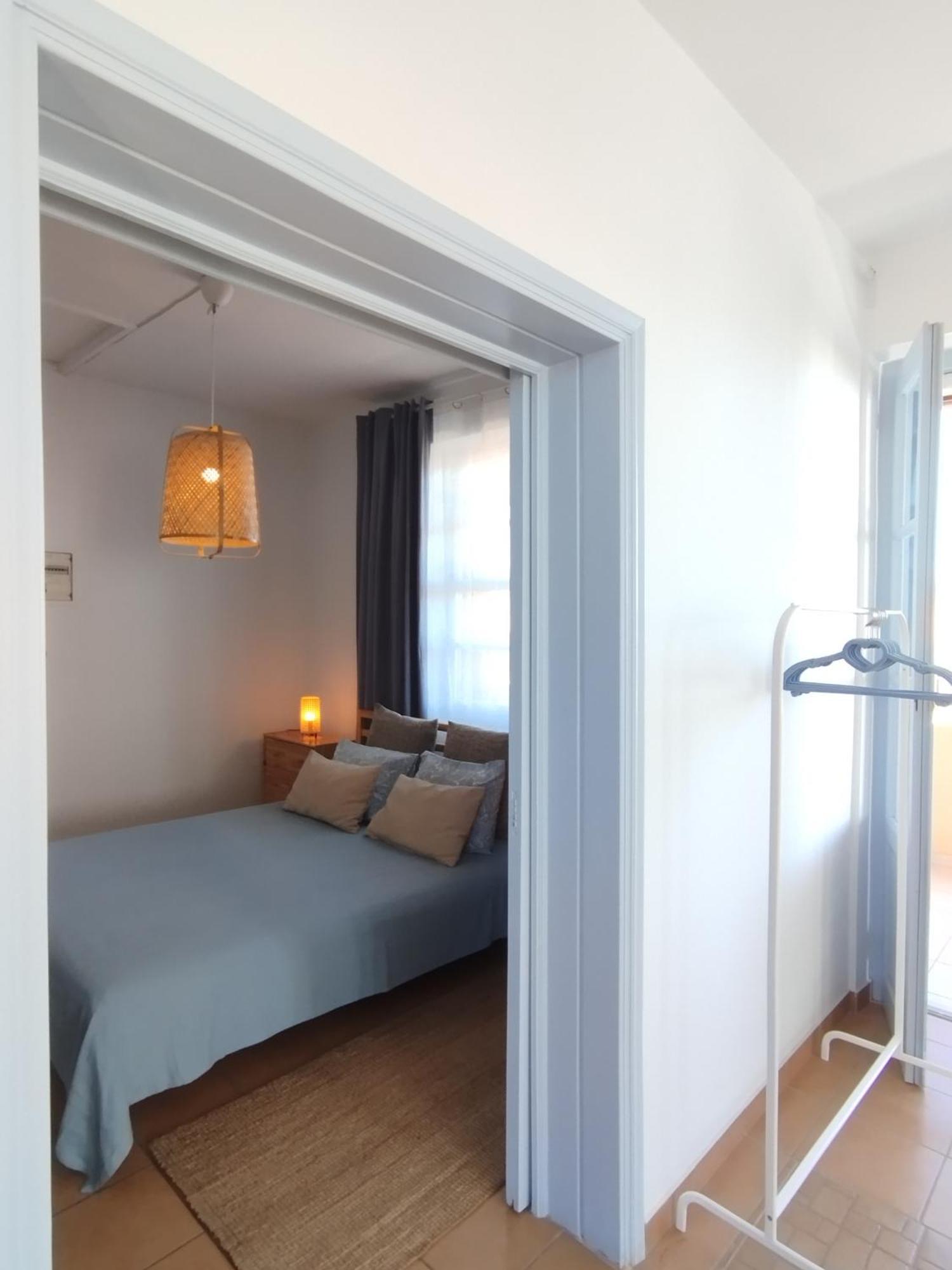 Aegina Port Apt 2-Διαμέρισμα Στο Λιμάνι Της Αίγινας 2 Exteriör bild