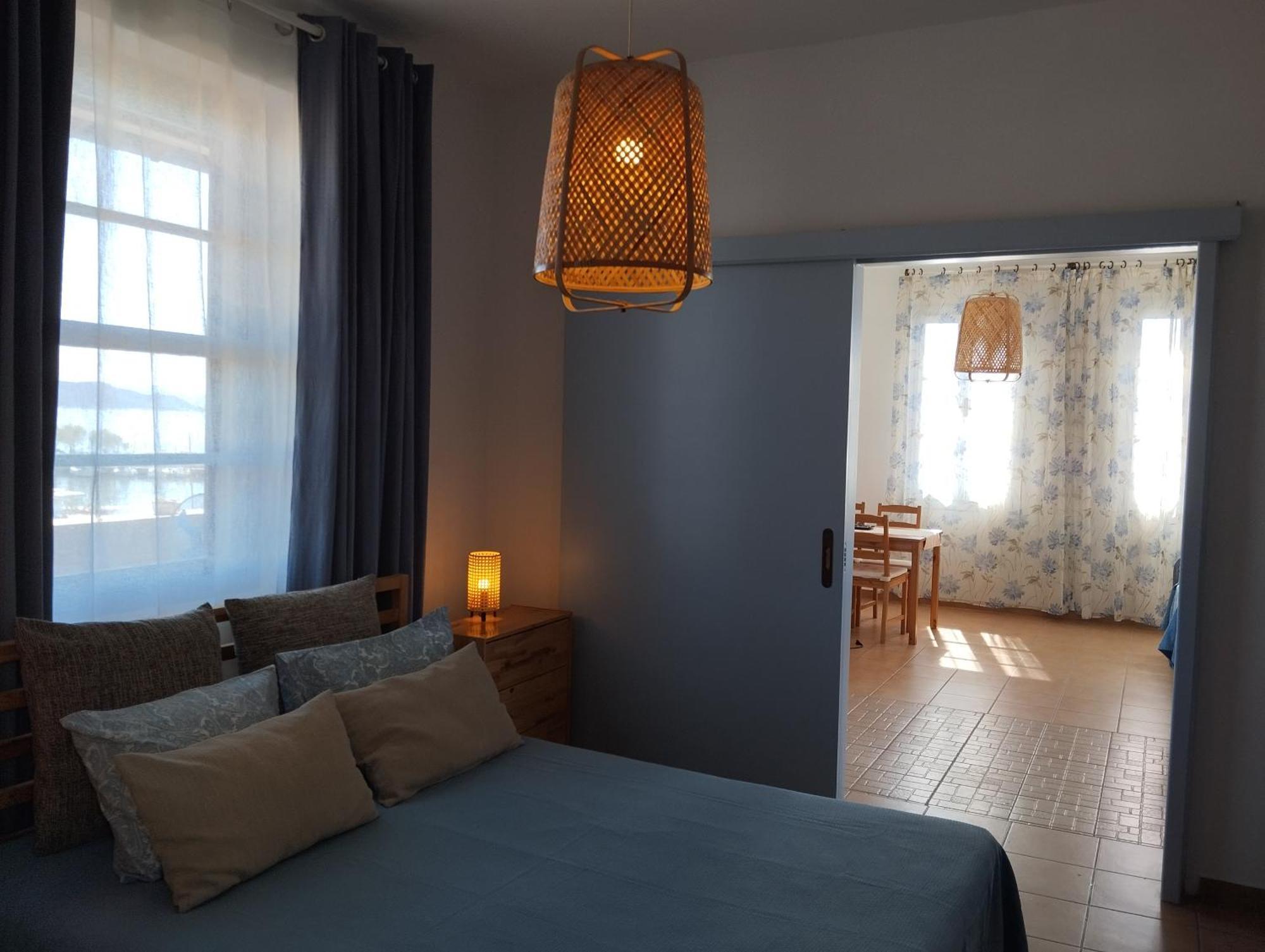 Aegina Port Apt 2-Διαμέρισμα Στο Λιμάνι Της Αίγινας 2 Exteriör bild